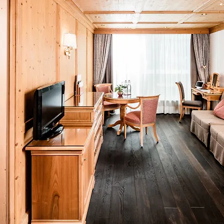Hotel Alpenroyal - The Leading Of The World 5*