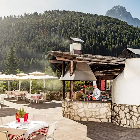 Alpenroyal - The Leading Of The World 5*